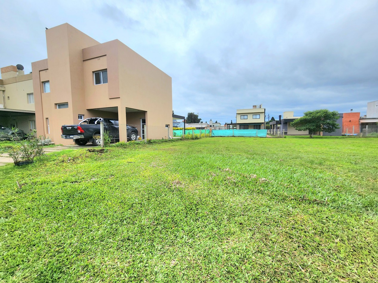 COUNTRY EL PINAR 2 - TERRENO CENTRAL EN VENTA 