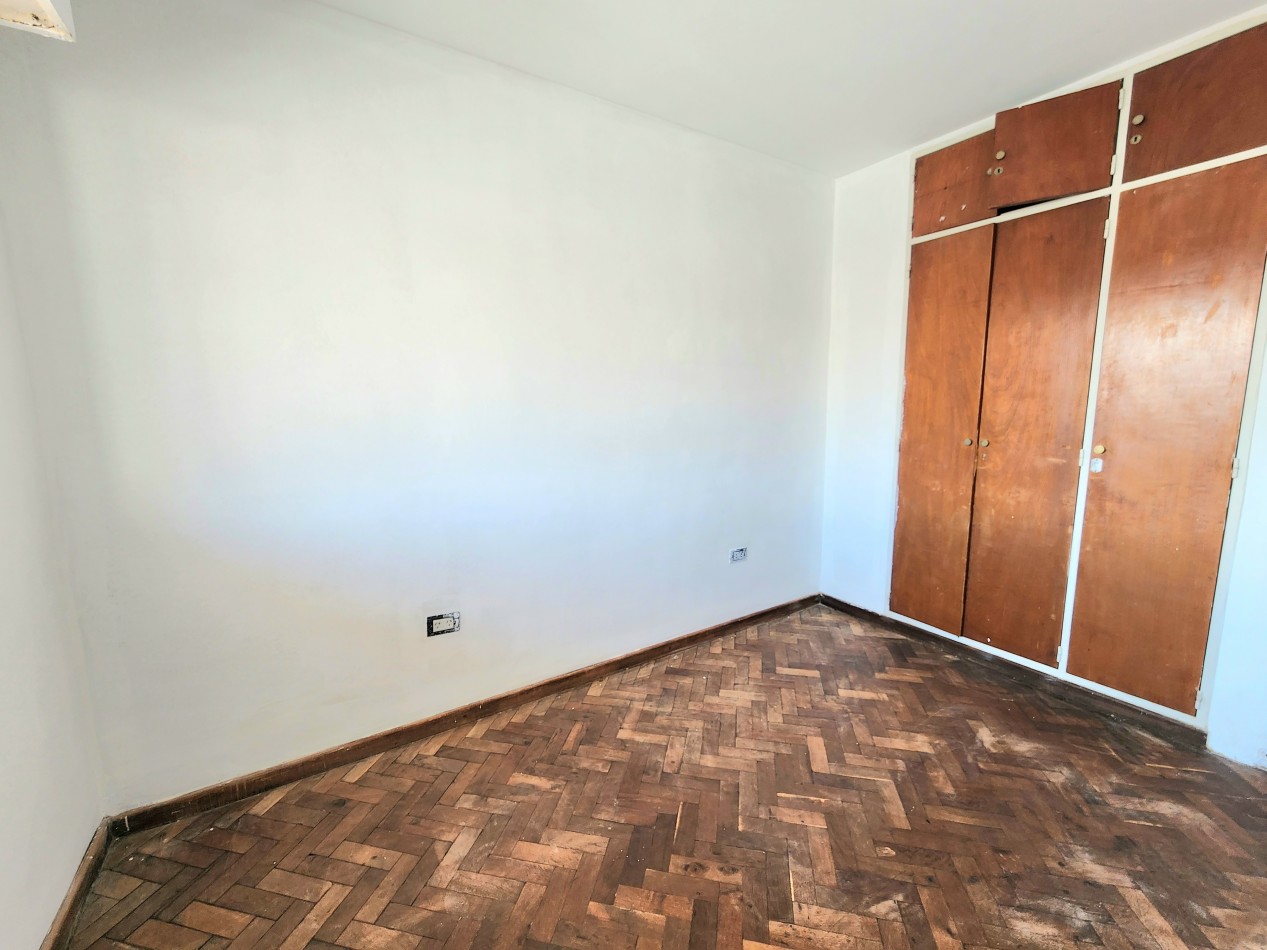 Maipu  167 - Depto. De 4D + Dep. Servicio + Balcon al Frente