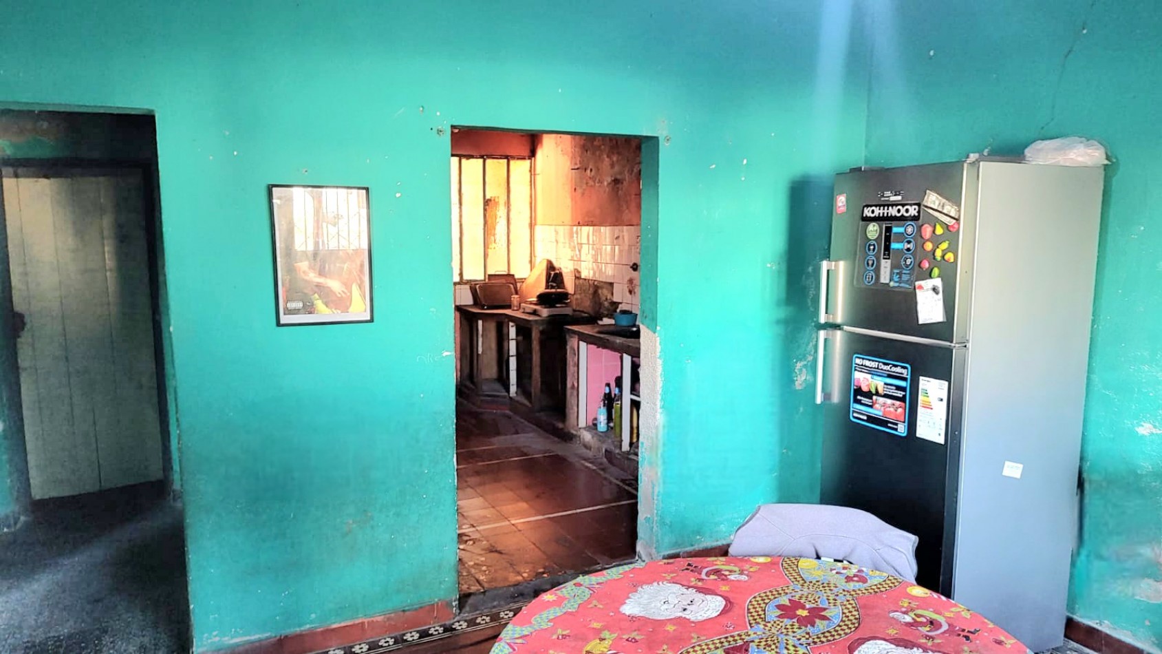 Aguilares - B° 9 de Julio-  Casa de 3D+ Cochera+ Fondo amplio a Refaccionar