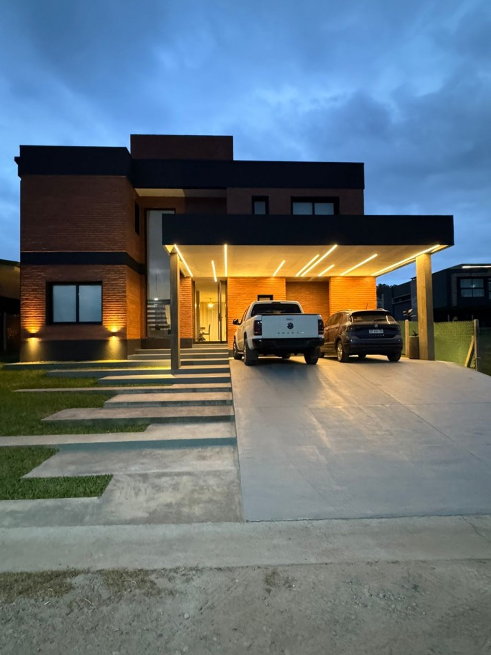 Apta Credito!! Country La Reserva 1- Casa Premium de 4D + Dependencia+ Cochera y Pileta