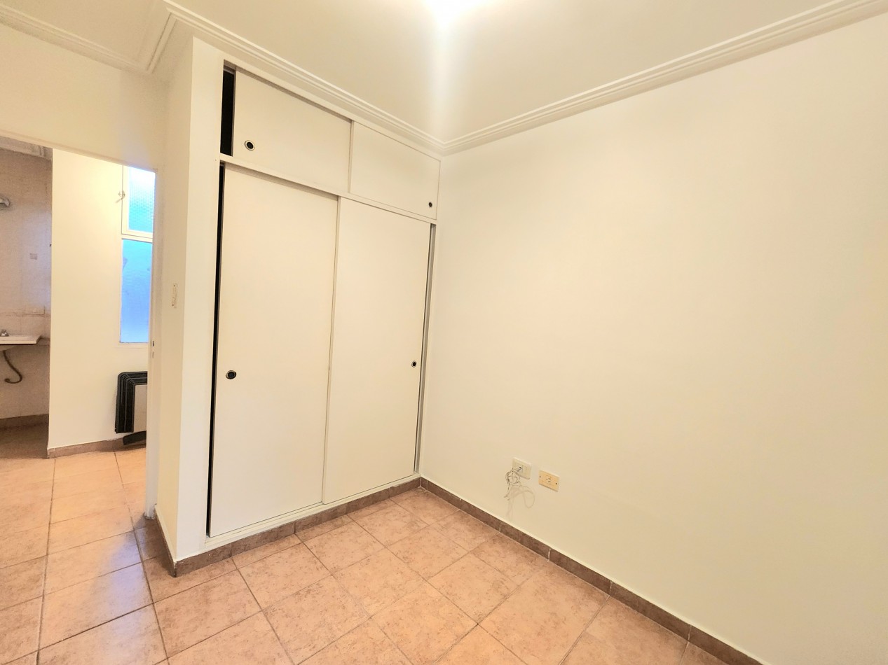 Apto Credito!! B° Sur Duplex 2D 1/2 c/ Cochera y Patio Las Piedras 172