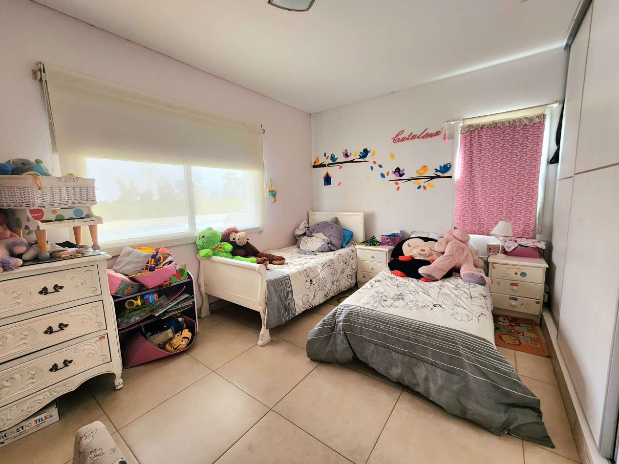 Apta Credito! Country El Pinar 1 - Casa de 2D Cercana al Club House 