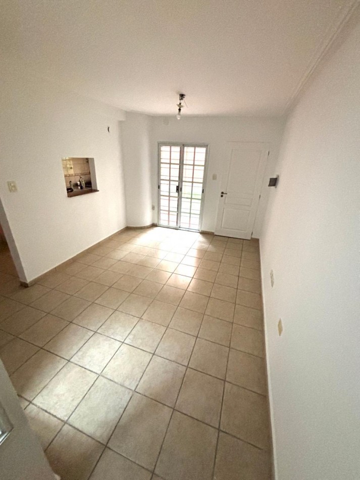 B° sur - Las Piedras al 100 - APTO CREDITO!! Duplex de 2D +Patio +Cochera 