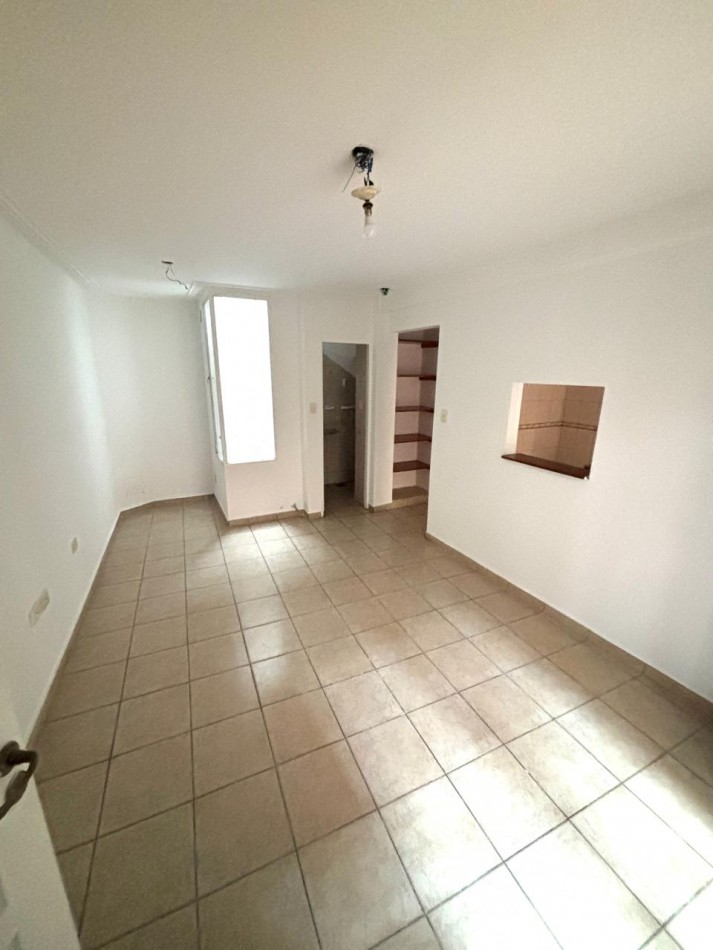 B° sur - Las Piedras al 100 - APTO CREDITO!! Duplex de 2D +Patio +Cochera 
