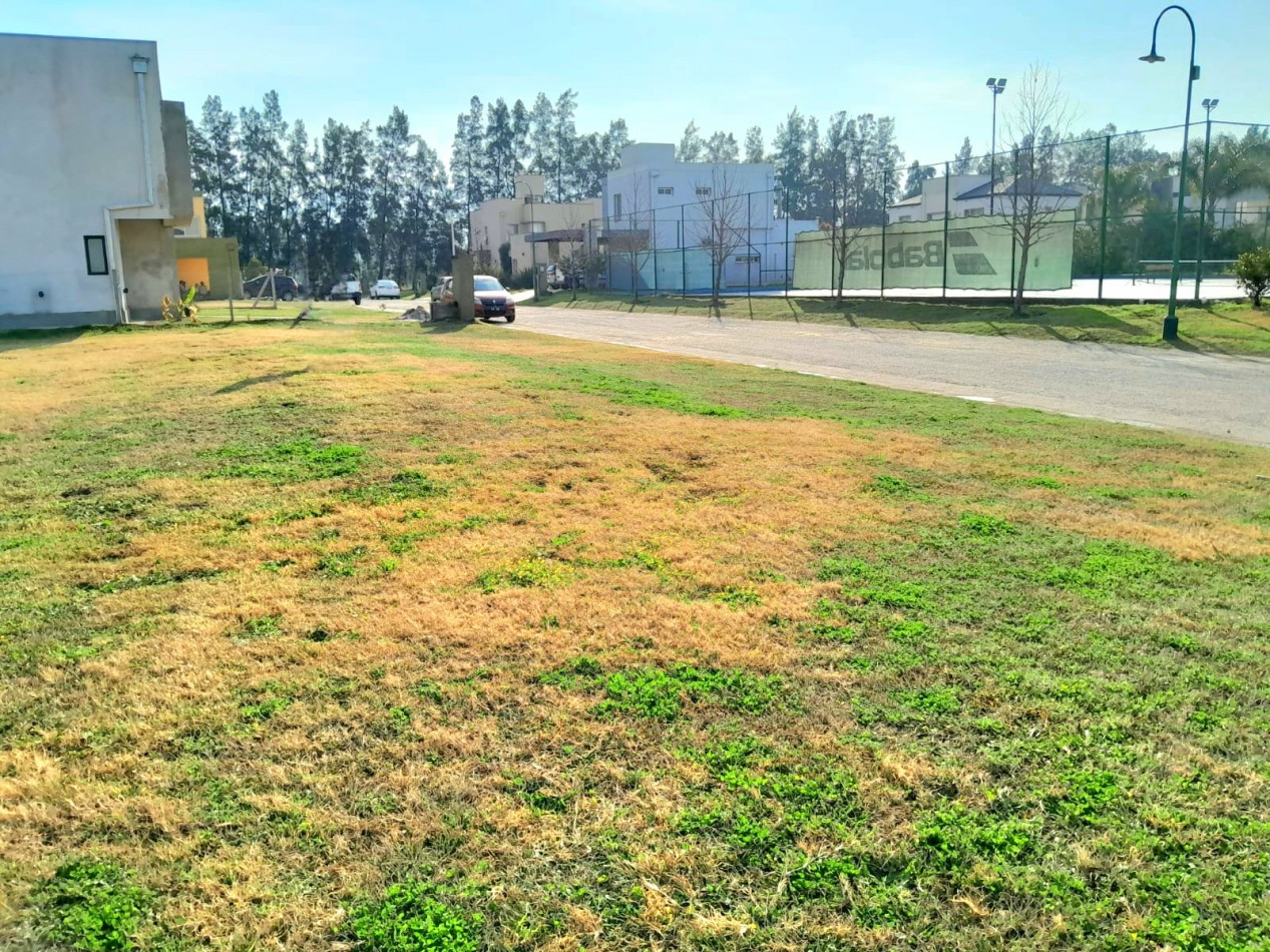 Country El Pinar 2 - Terreno Central de 372 m2 Frente Club House