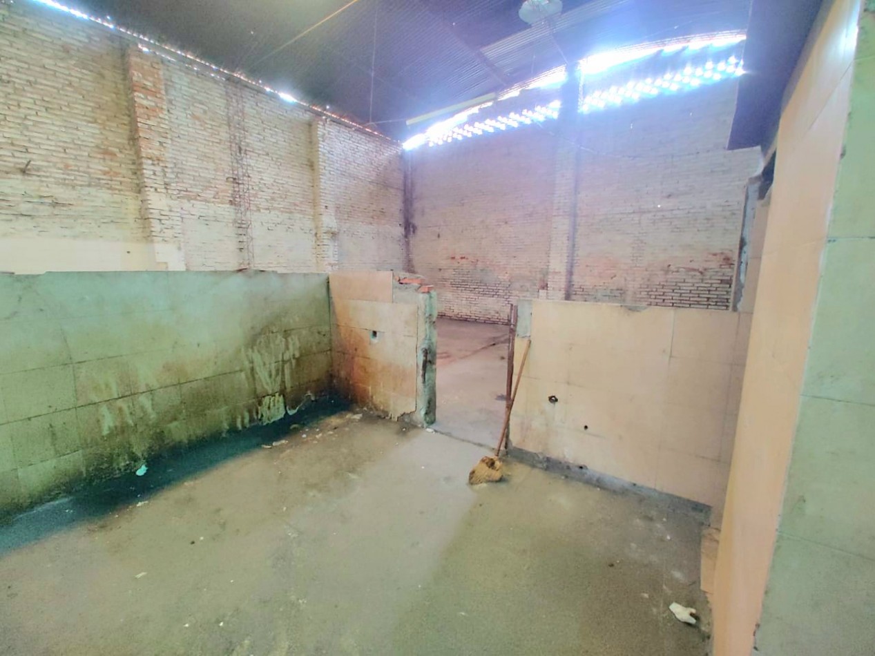 Aguilares Frente Terminal Omnibus Local + Casa + Galpon Av. Sarmiento y Granaderos 