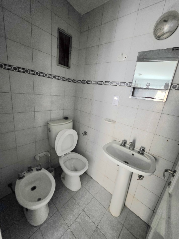 C/ San Lorenzo 180 - Monoambiente en Planta Baja con Patio