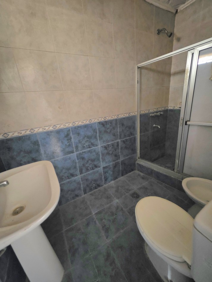 Laprida 480 -PH en Planta Baja con 5 dormitorios, 5 Baños y Dos Patios