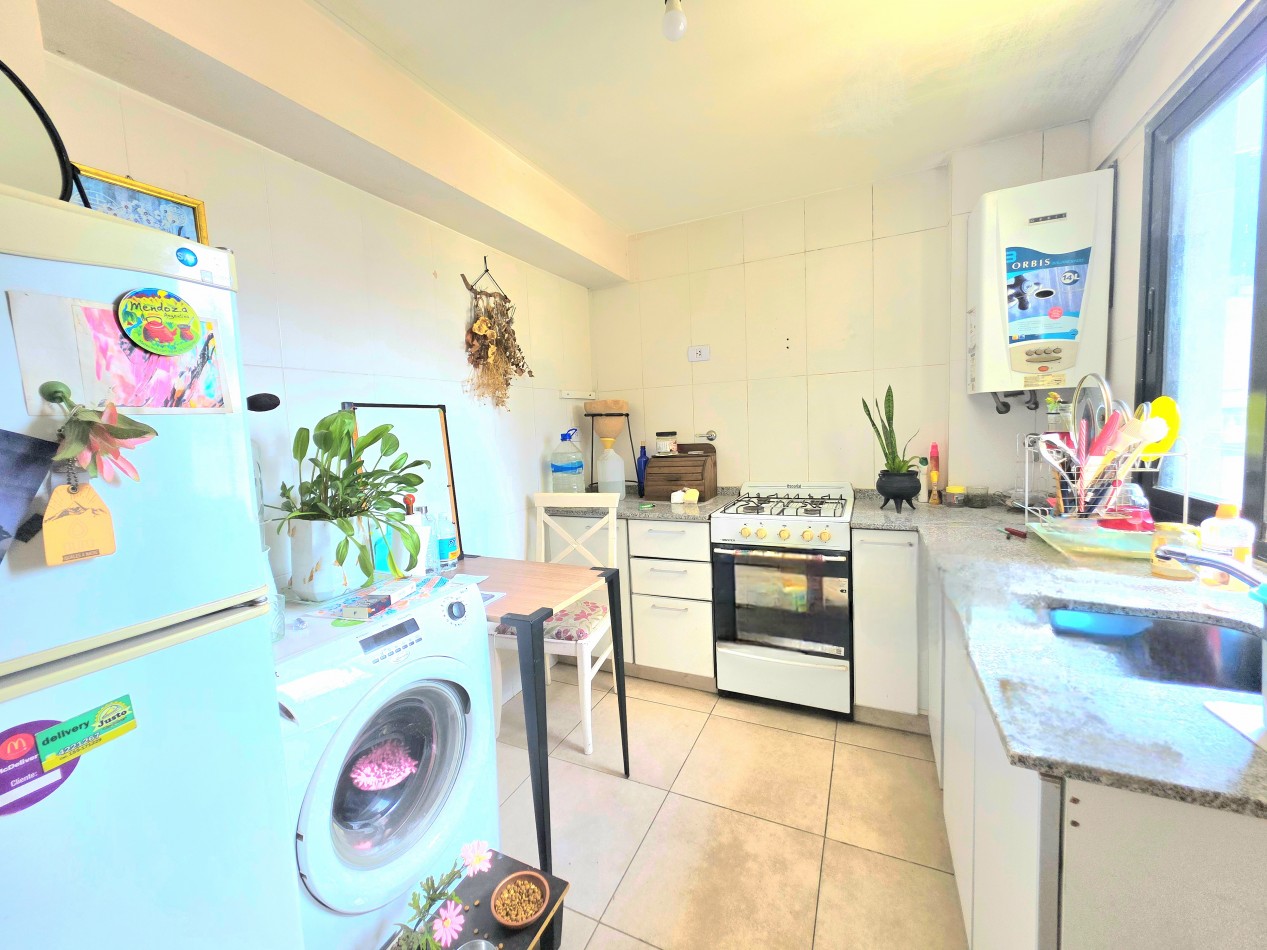 B° Sur- Las Heras 842- Depto. 1D c\ Doble Balcon y Cocina Separada
