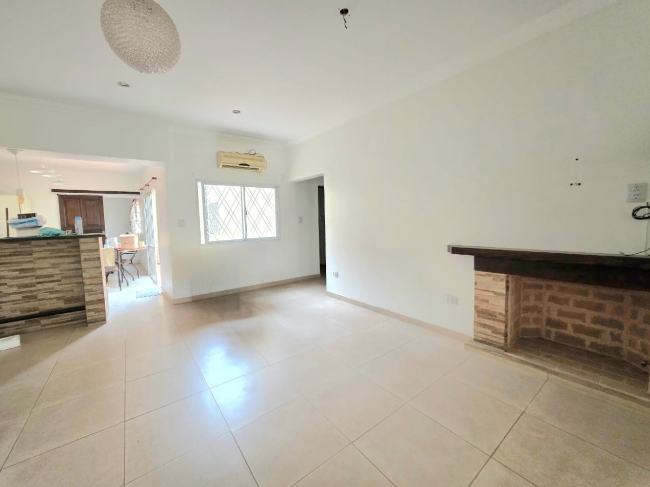 APTA CREDITO!! Baltazar Aguirre al 300 - Casa interna de 2D c/ Jardin y Quincho