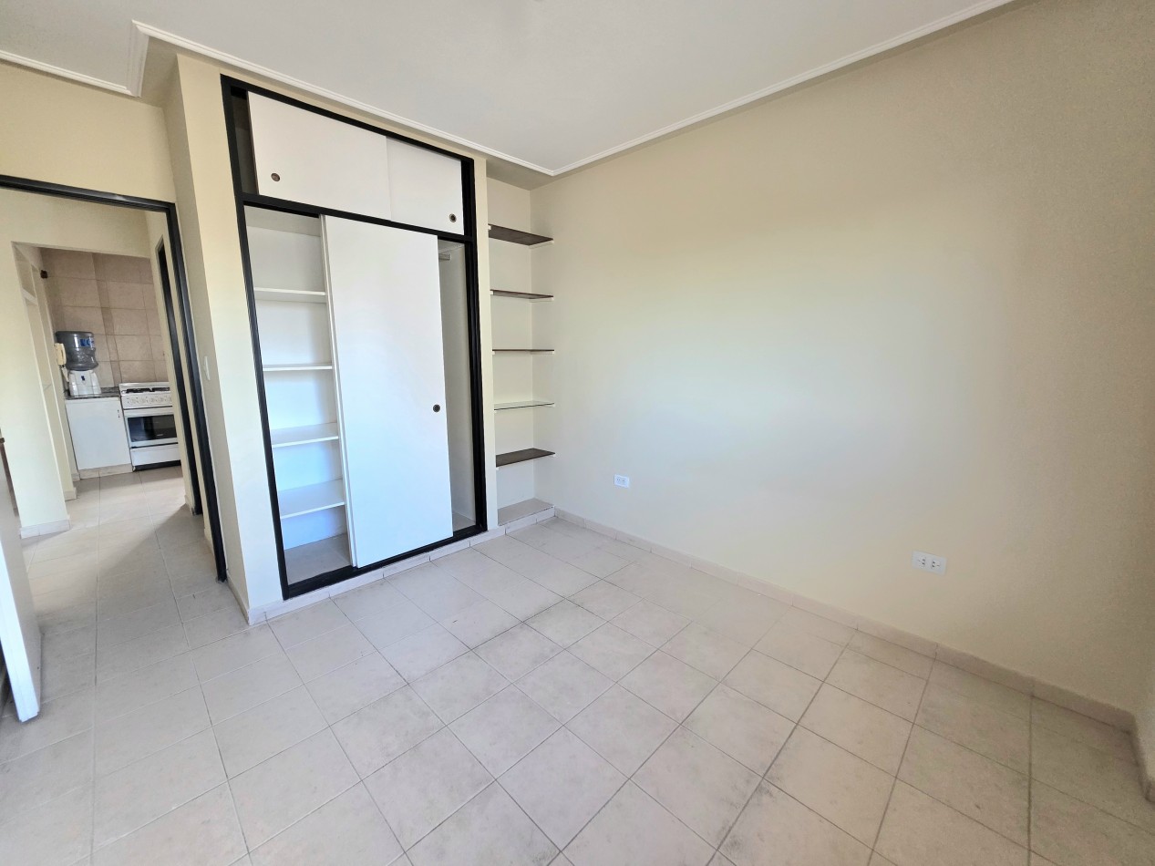 APTO CREDITO!! B° Sur - Jujuy 562 - Depto. 1 Dormitorio c/ Balcon 