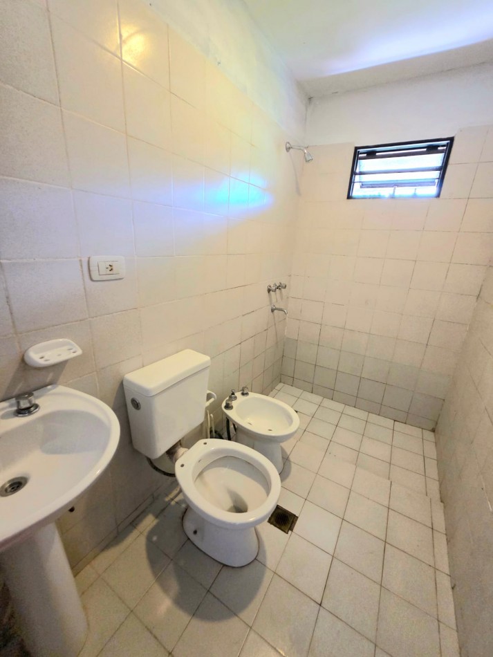 B° Los Psicologos Villa Carmela- Casa de 2D + Fondo + Cochera