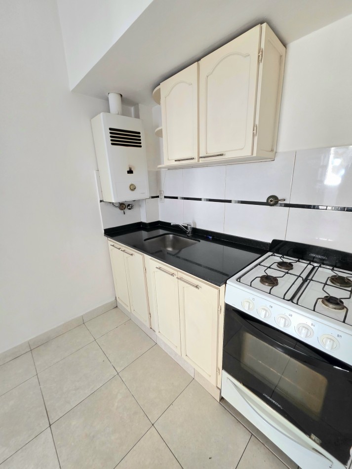 APTO CREDITO! C/ CRISOSTOMO 1035 DEPTO. 1 DORMITORIO C/ BALCON 