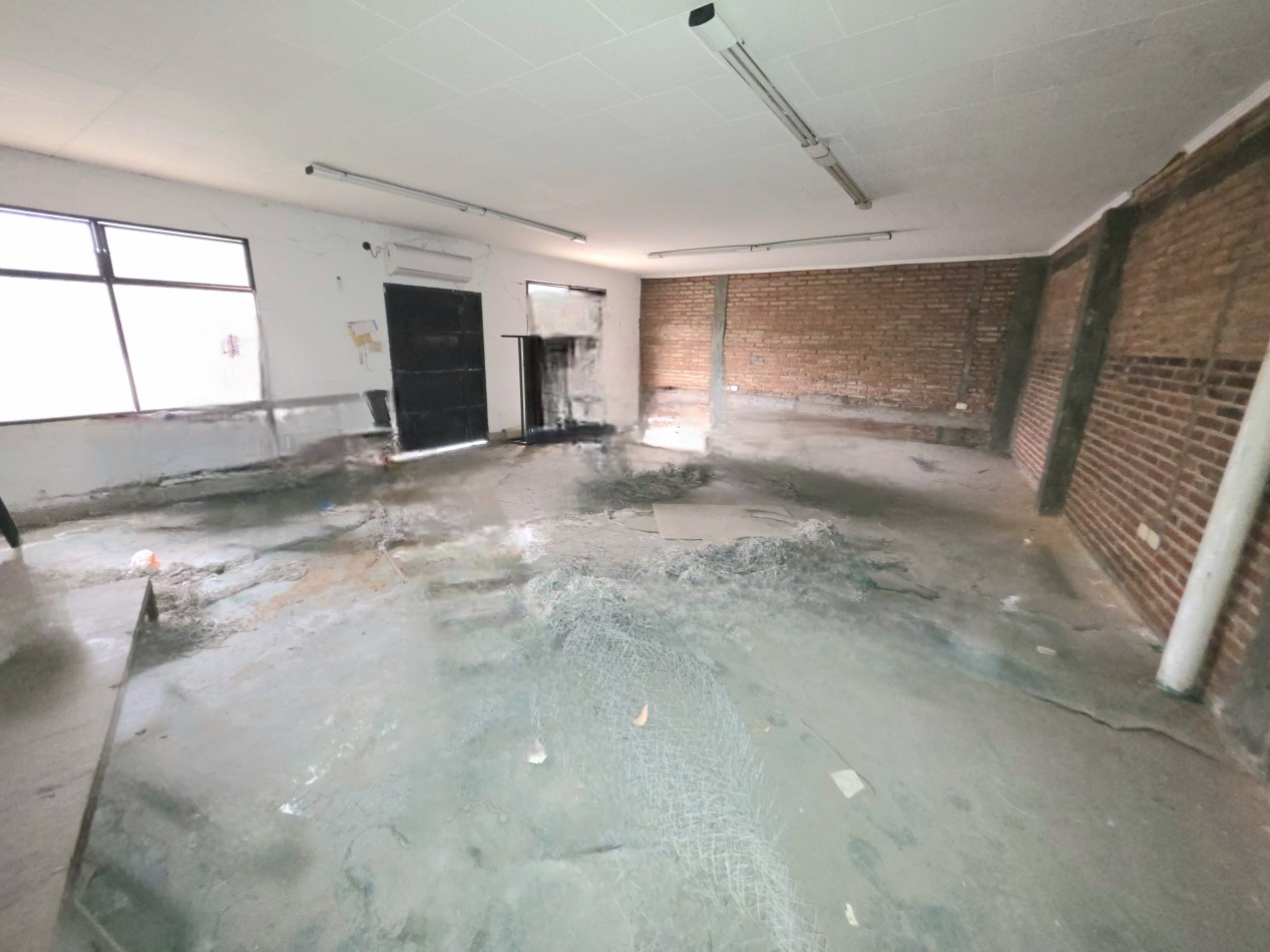 Alquiler!!! Galpon Esquina Congreso al 1000 - 1400 m2 Cubiertos y 1500 m2 Descubiertos  Esquina 