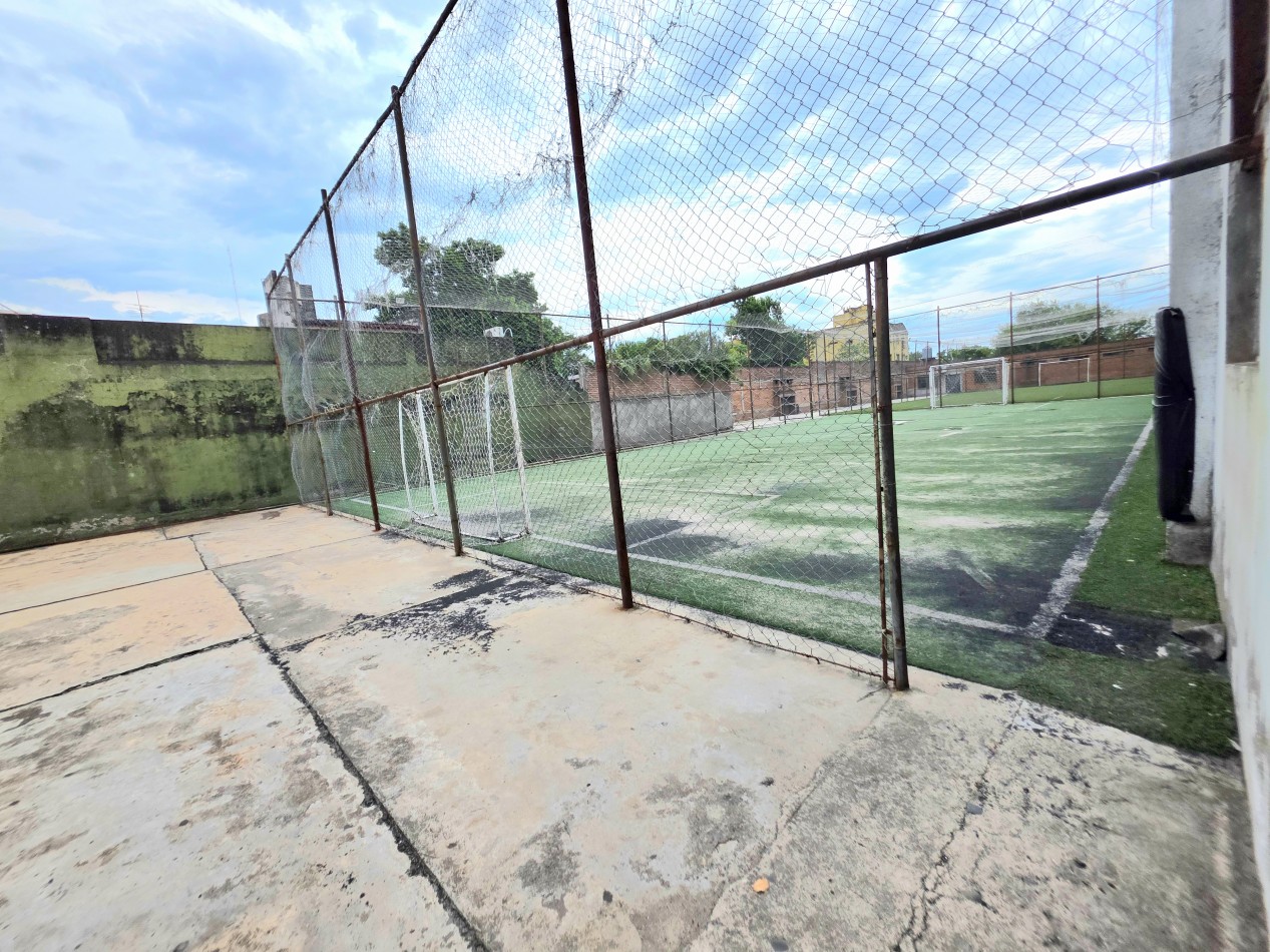 Alquiler!!! Galpon Esquina Congreso al 1000 - 1400 m2 Cubiertos y 1500 m2 Descubiertos  Esquina 