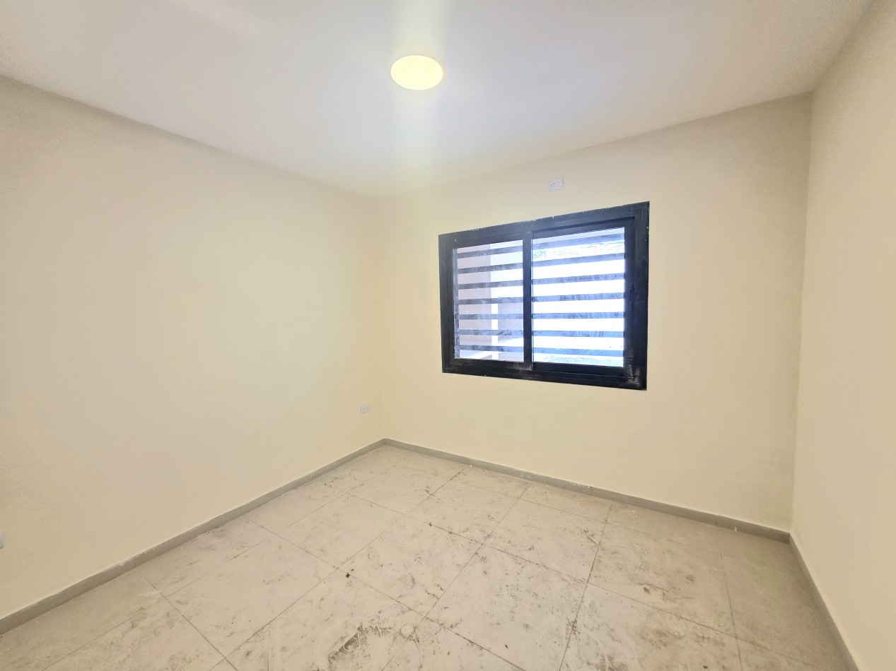 A estrenar! A 20 mts. Av. Mate de Luna 4100 Fte. Parque Guillermina Casa de 3D + Cochera + Fondo