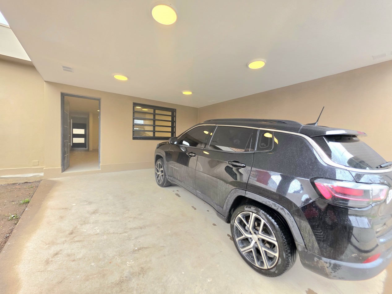 A estrenar! A 20 mts. Av. Mate de Luna 4100 Fte. Parque Guillermina Casa de 3D + Cochera + Fondo