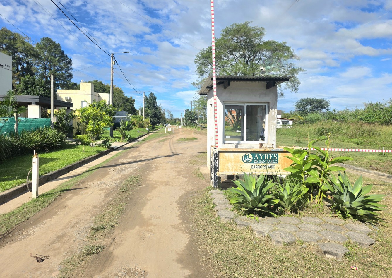 B° Ayres de San Pablo - Terreno de 350 m2 c/ Escrituras 