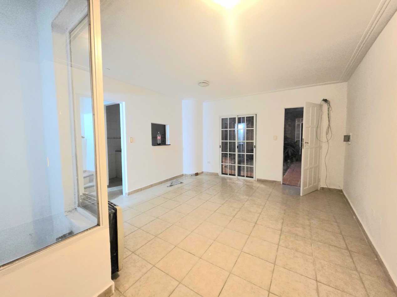 B° Sur Las Piedras 112 Duplex de 2D +Jardin + Cochera 