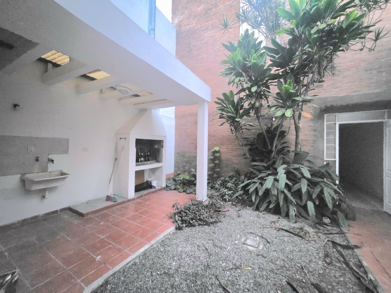 B° Sur Las Piedras 112 Duplex de 2D +Jardin + Cochera 