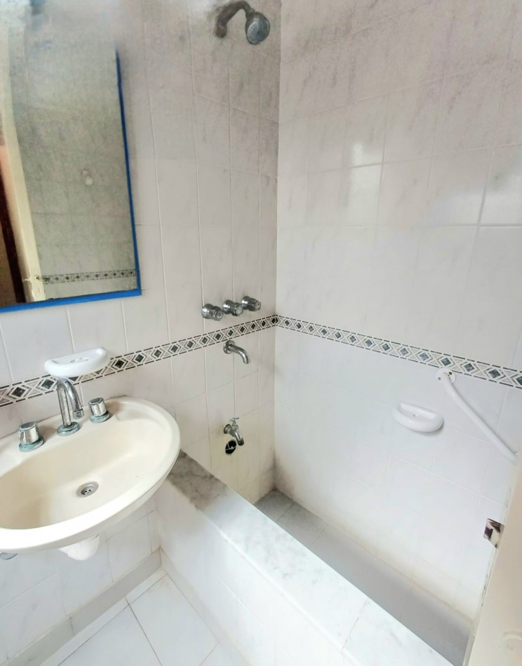 Termas de Rio Hondo- Depto. Centrico de 1D Amoblado / Rivadavia al 300 