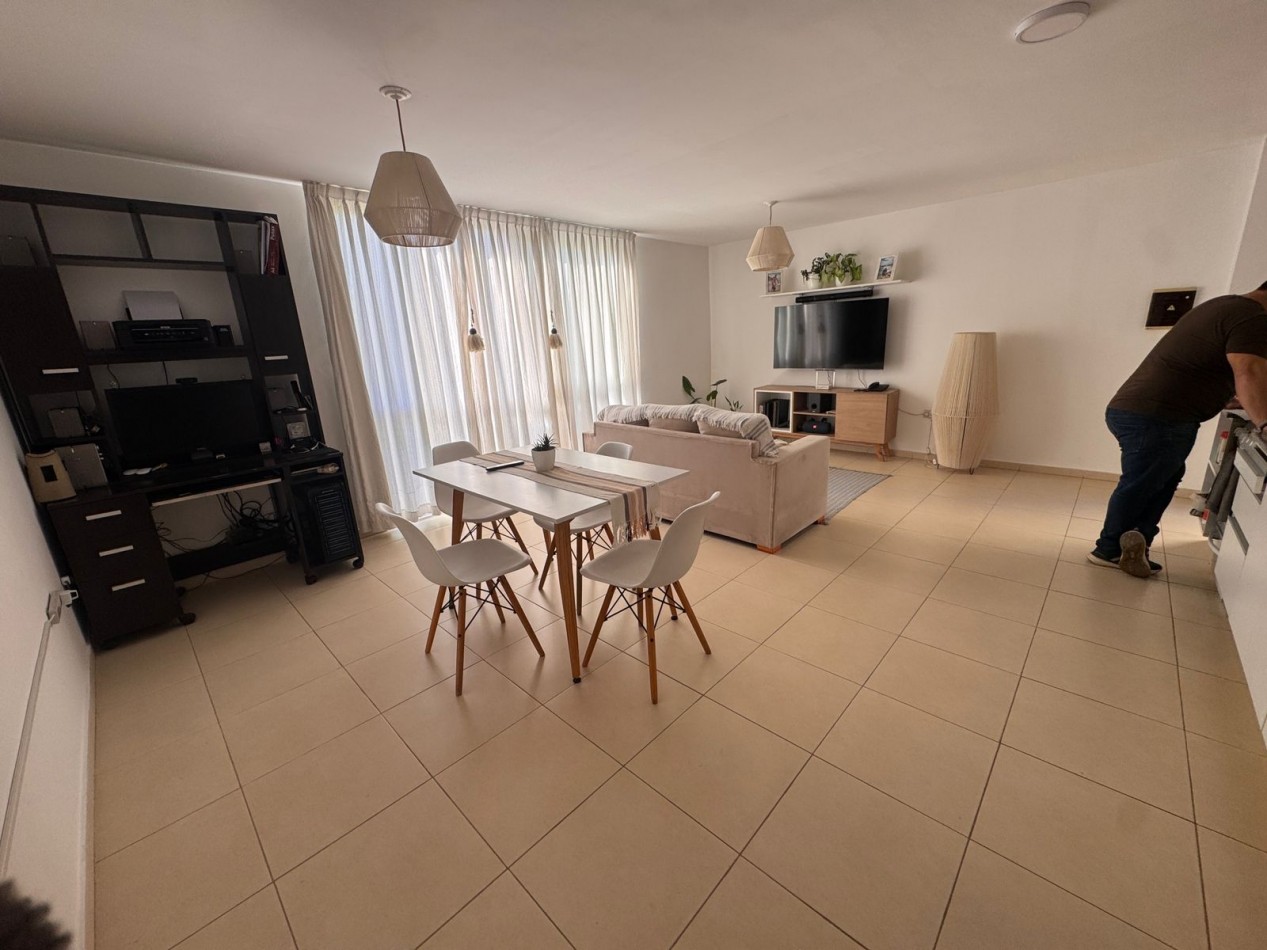 Alt. Av. America al 1800 - Duplex 2 Dormitorios Condominio Cerrado c/ Amenities 