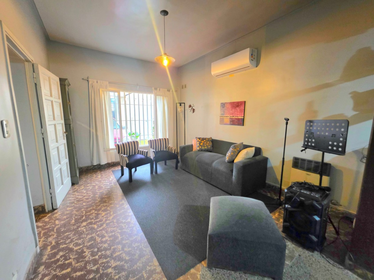 APTA CREDITO! VILLA LUJAN C/ MENDOZA AL 2800- CASA DE 3 DORMITORIOS C/ COCHERA Y PILETA 