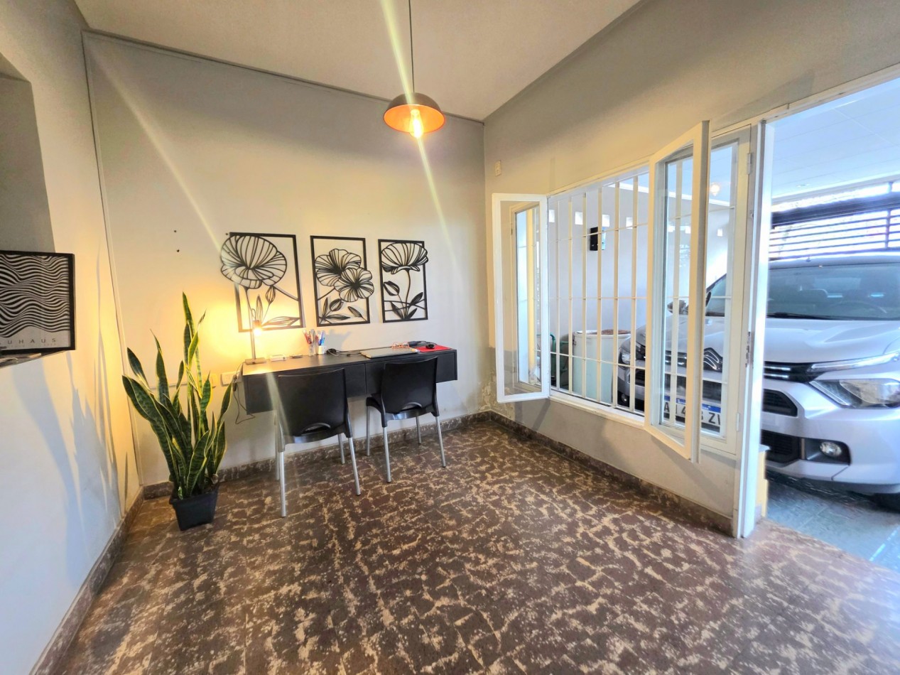 APTA CREDITO! VILLA LUJAN C/ MENDOZA AL 2800- CASA DE 3 DORMITORIOS C/ COCHERA Y PILETA 