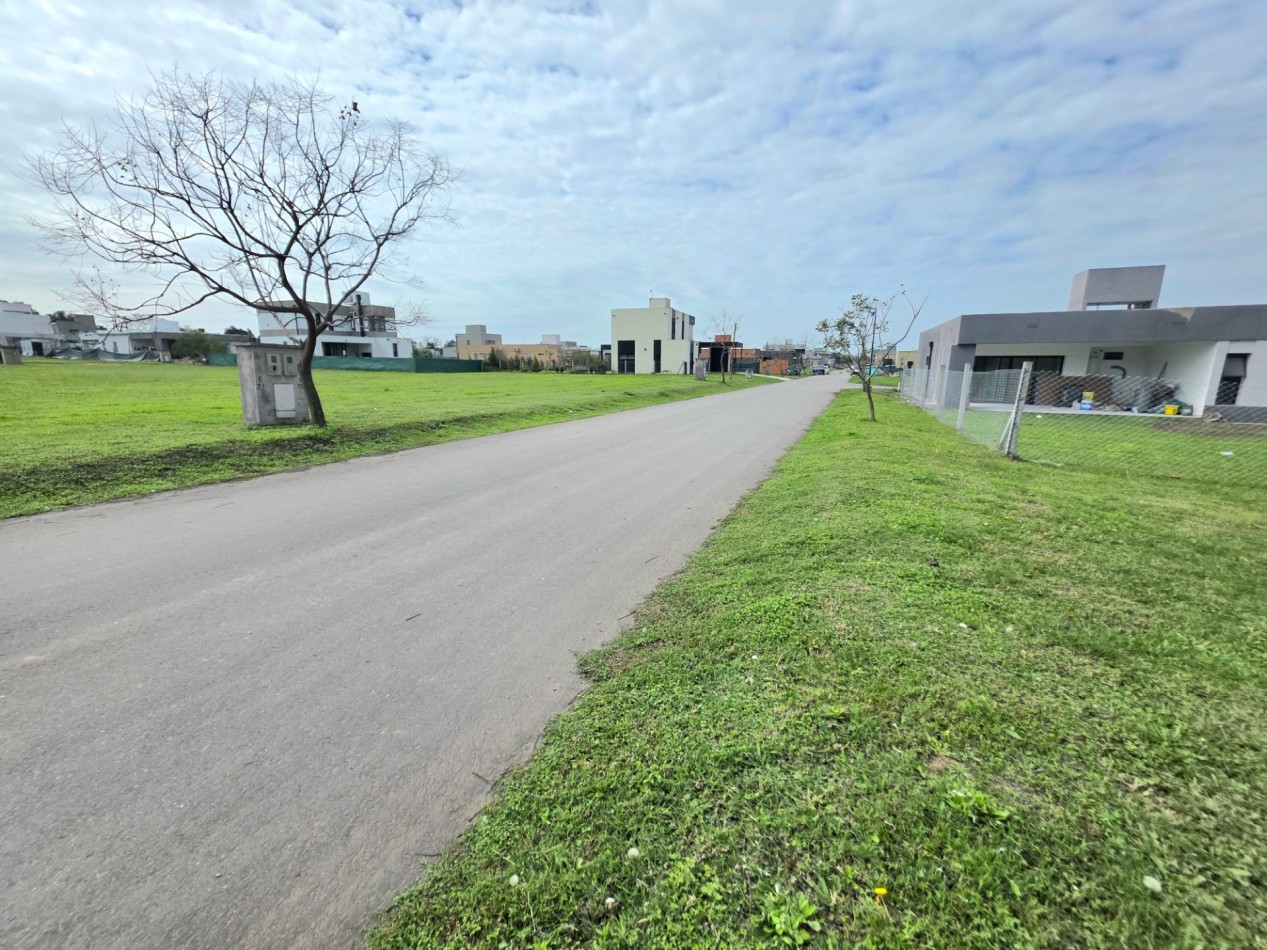 B° PRIVADO LAS CAÑAS - TERRENO CENTRAL DE 405 m2 