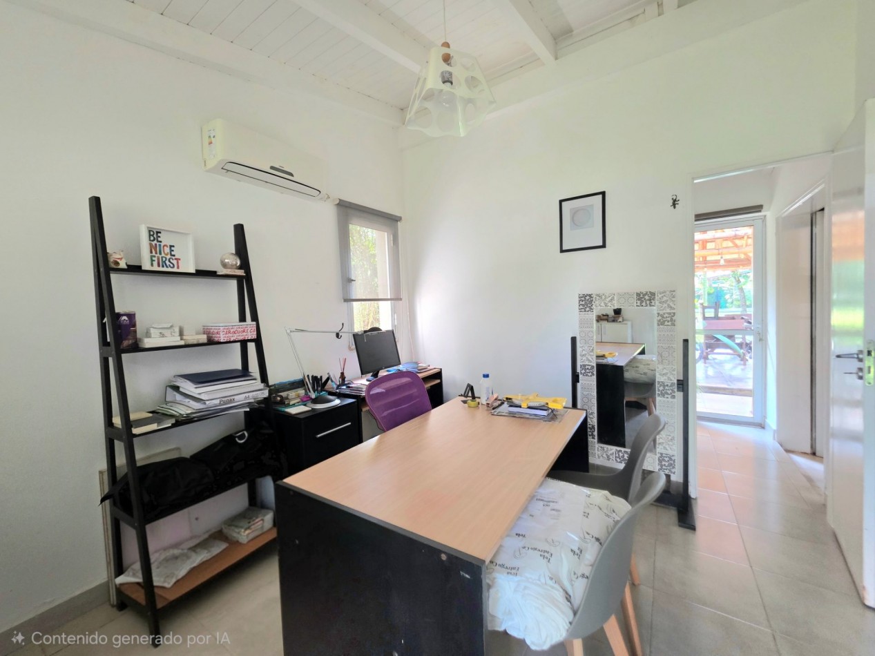 B° Privado Lomas de Yerba Buena- Casa de 3 Dormitorios + Oficina Terreno Central de 1070 m2