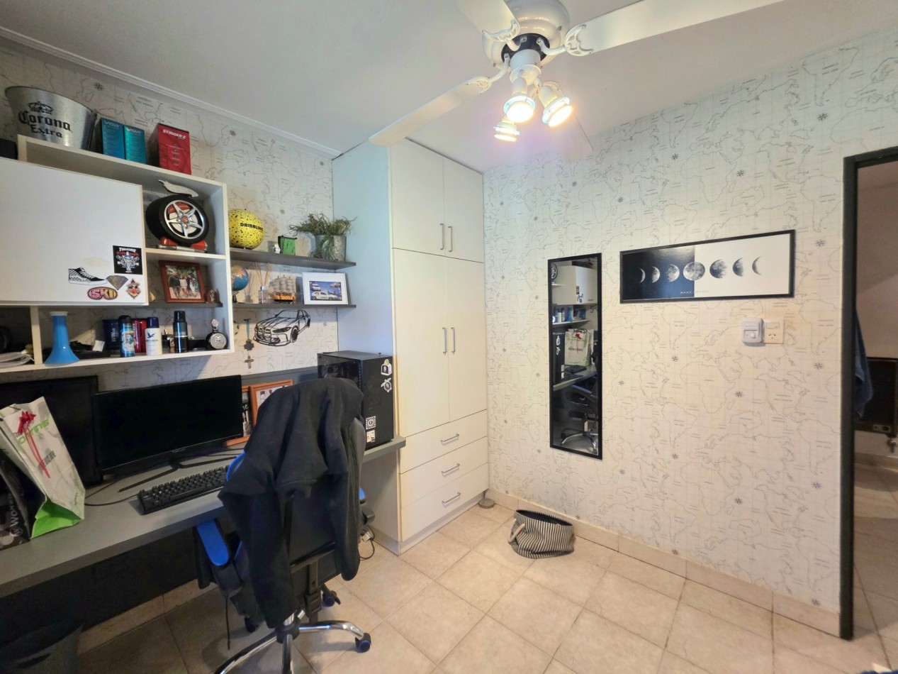 B° Privado Lomas de Yerba Buena- Casa de 3 Dormitorios + Oficina Terreno Central de 1070 m2