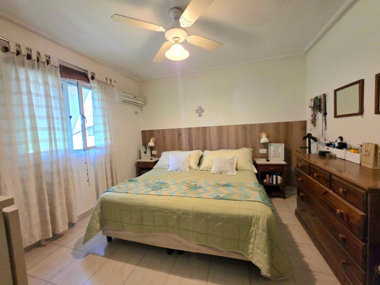 B° Privado Lomas de Yerba Buena- Casa de 3 Dormitorios + Oficina Terreno Central de 1070 m2