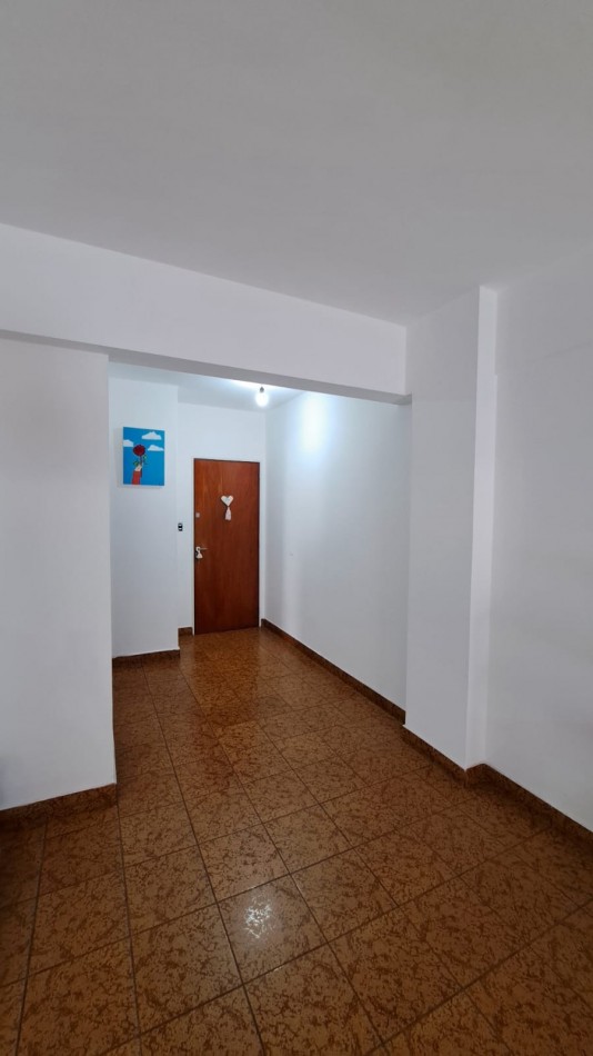 Zona Norte c/ Mejico 650 - Depto. Grande de 3 Dormitorios c/ Balcon APTO CREDITO HIPOTECARIO!!