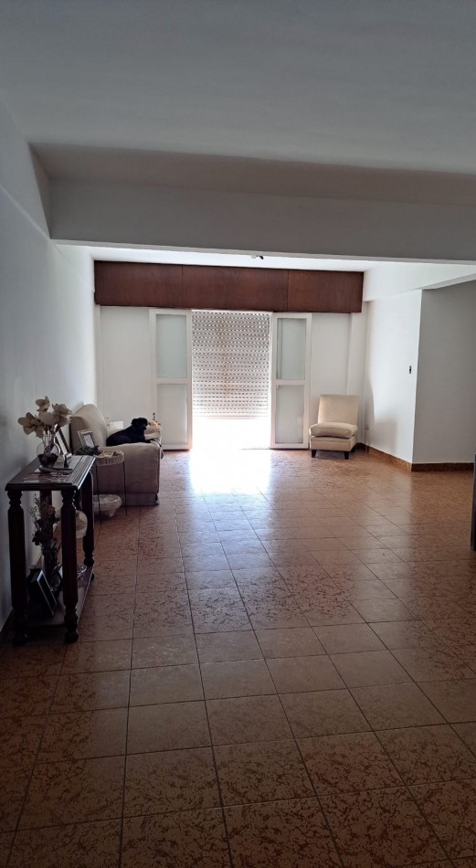 Zona Norte c/ Mejico 650 - Depto. Grande de 3 Dormitorios c/ Balcon APTO CREDITO HIPOTECARIO!!
