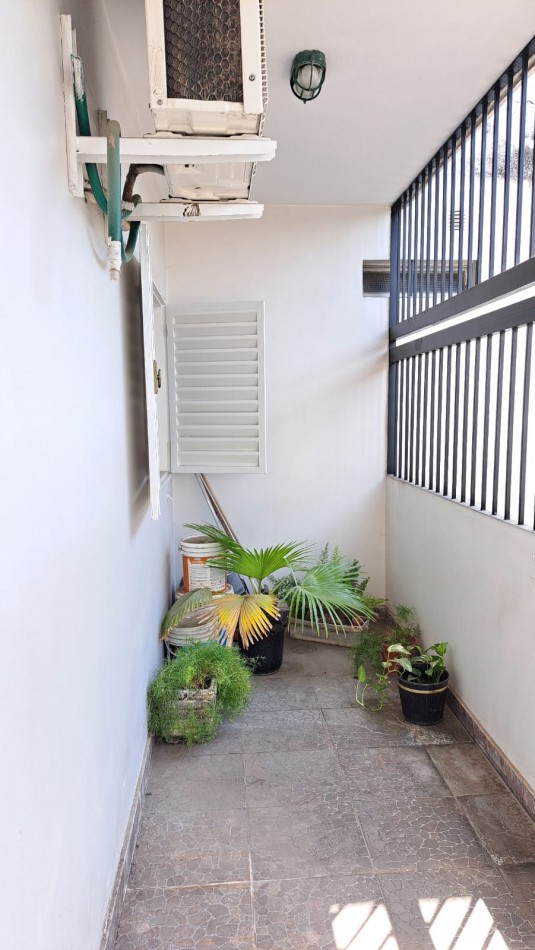 Zona Norte c/ Mejico 650 - Depto. Grande de 3 Dormitorios c/ Balcon APTO CREDITO HIPOTECARIO!!
