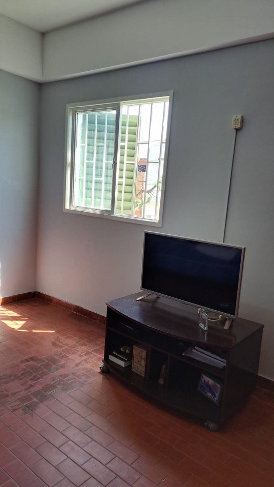Zona Norte c/ Mejico 650 - Depto. Grande de 3 Dormitorios c/ Balcon APTO CREDITO HIPOTECARIO!!