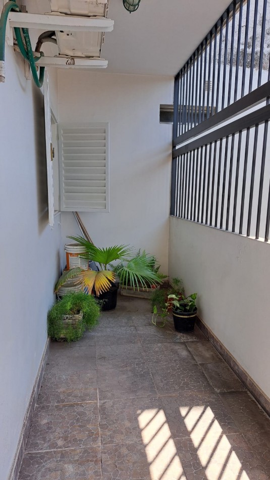 Zona Norte c/ Mejico 650 - Depto. Grande de 3 Dormitorios c/ Balcon APTO CREDITO HIPOTECARIO!!