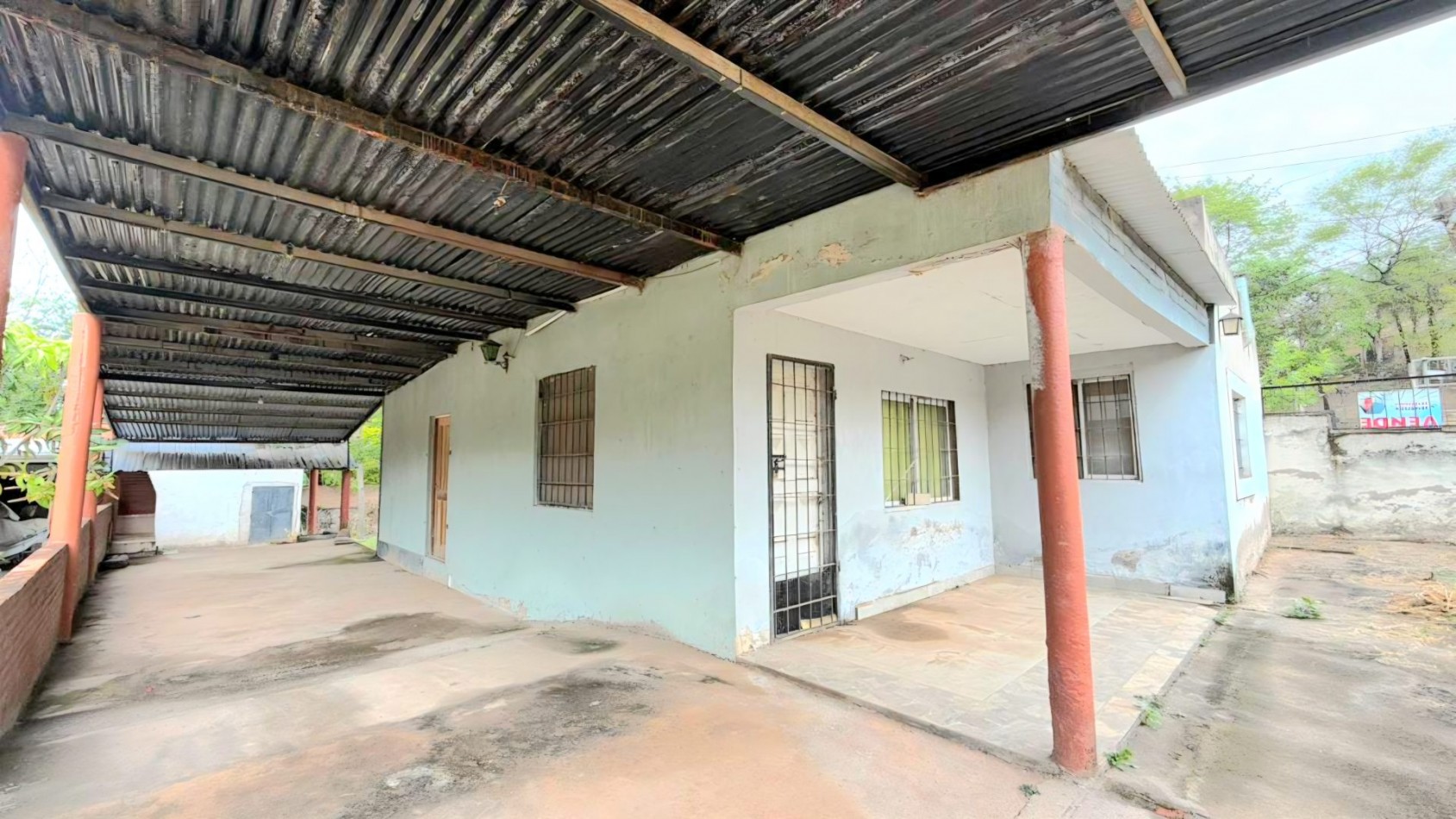 EL CADILLAL CASA P/ 2 DORMITORIOS C/ QUINCHO - B° CERRADO LOS CARDOS TICUCHO