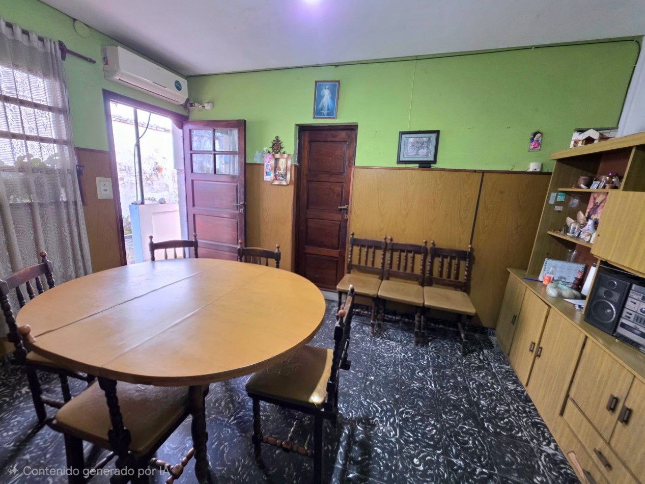 B° El Bosque c/ Asuncion al 500 - Casa de 4 Dormitorios + Galpon Terreno de 510 m2