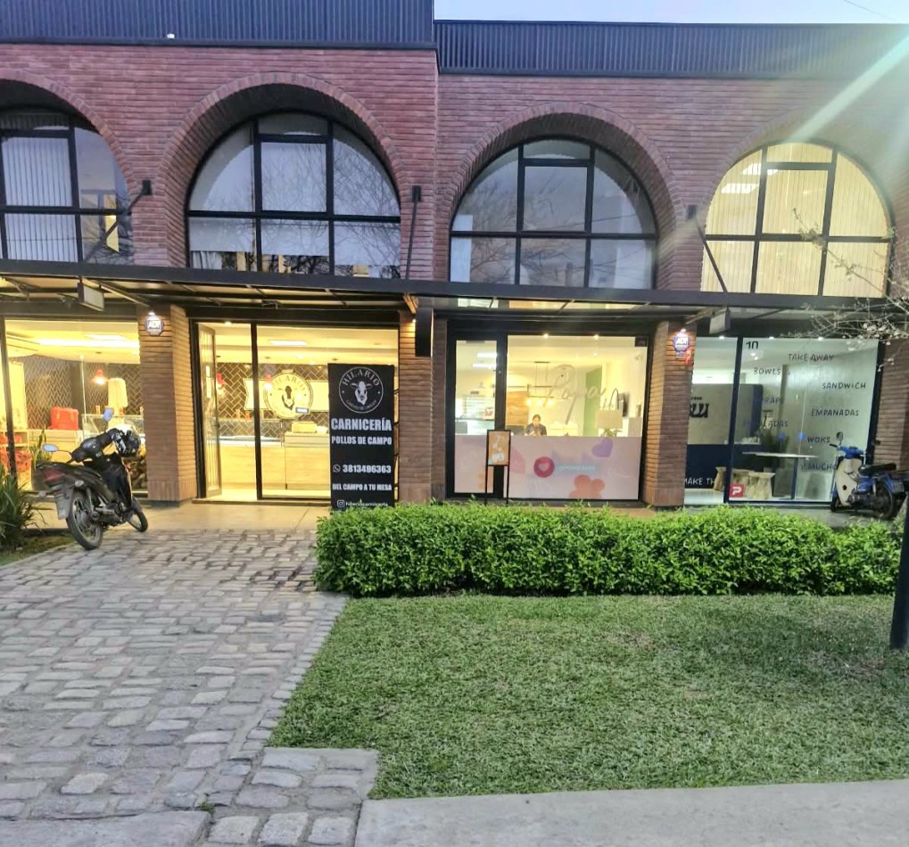 Yerba Buena c/ Lamadrid esq. Rossi Local en Planta Baja c/ Cochera Propia c/ Renta Ideal Ideal Inversor!!!