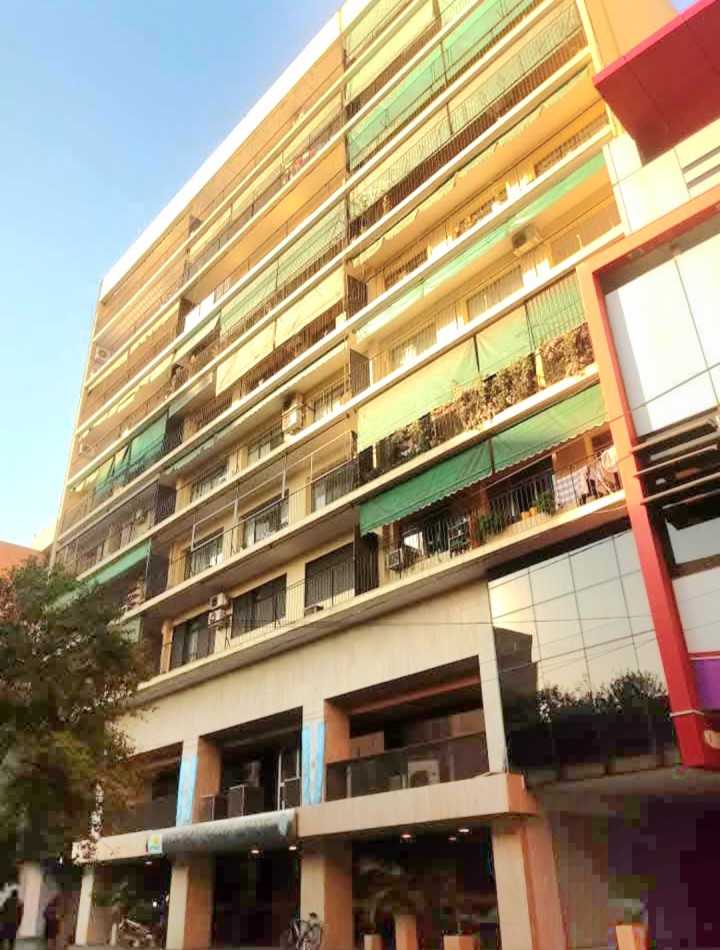 C/ San Martin 862 -.Depto. Grande de 3 Dormitorios + Dependencia c/ Balcon 