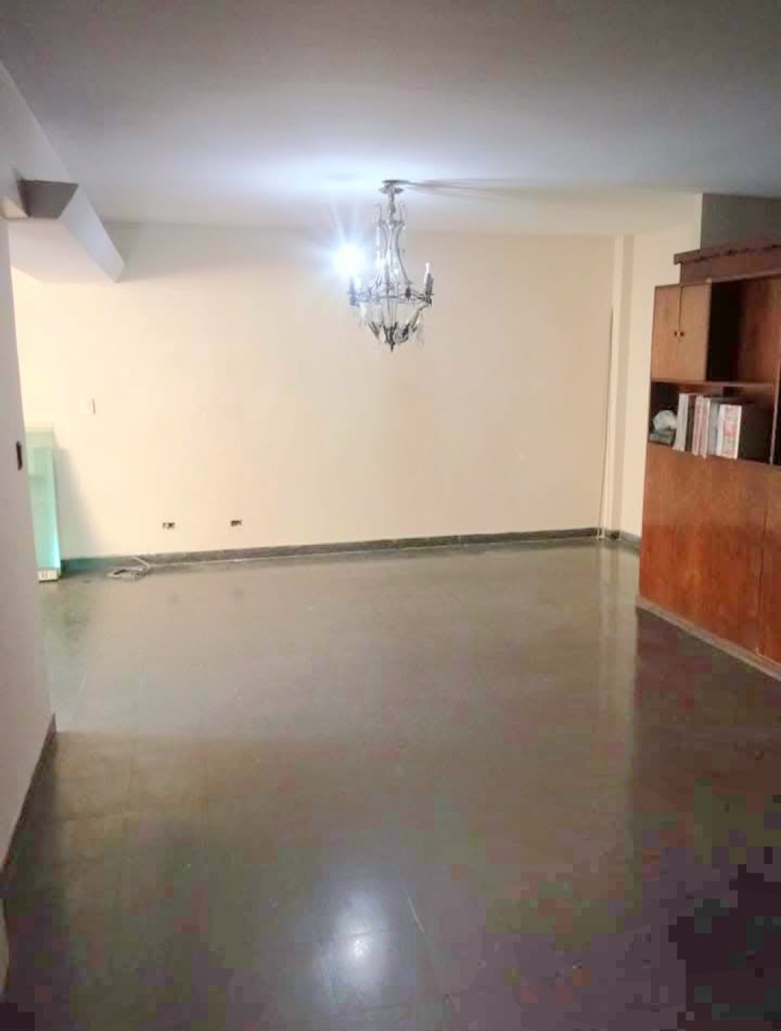 C/ San Martin 862 -.Depto. Grande de 3 Dormitorios + Dependencia c/ Balcon 