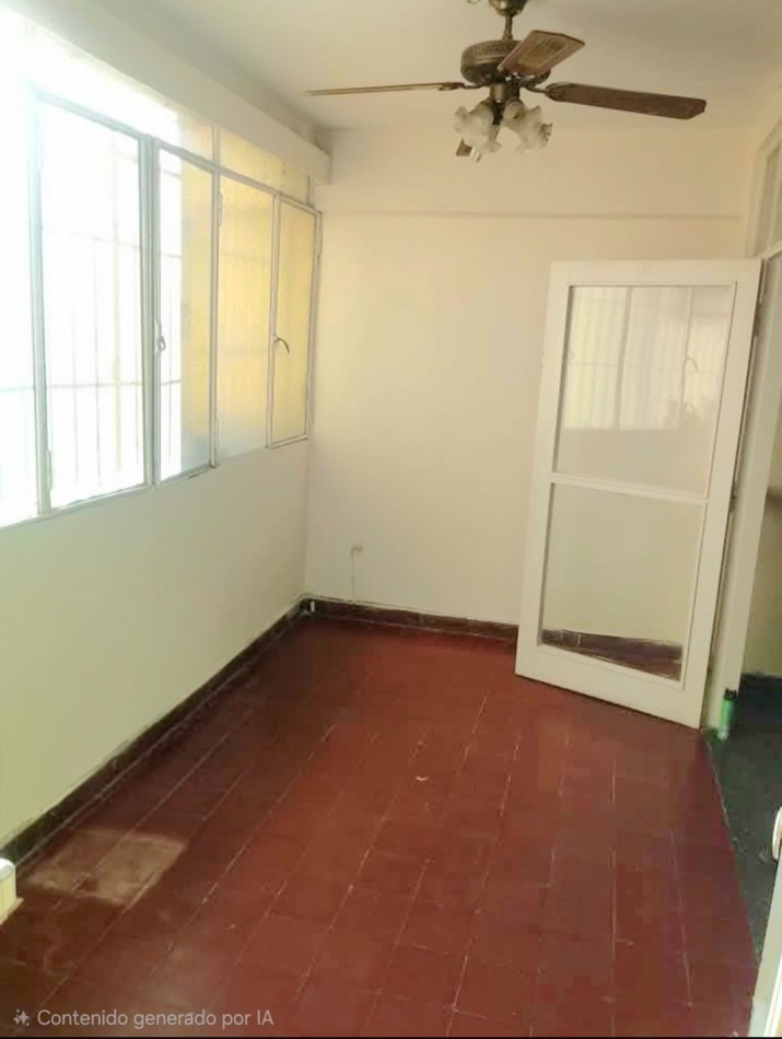 C/ San Martin 862 -.Depto. Grande de 3 Dormitorios + Dependencia c/ Balcon 