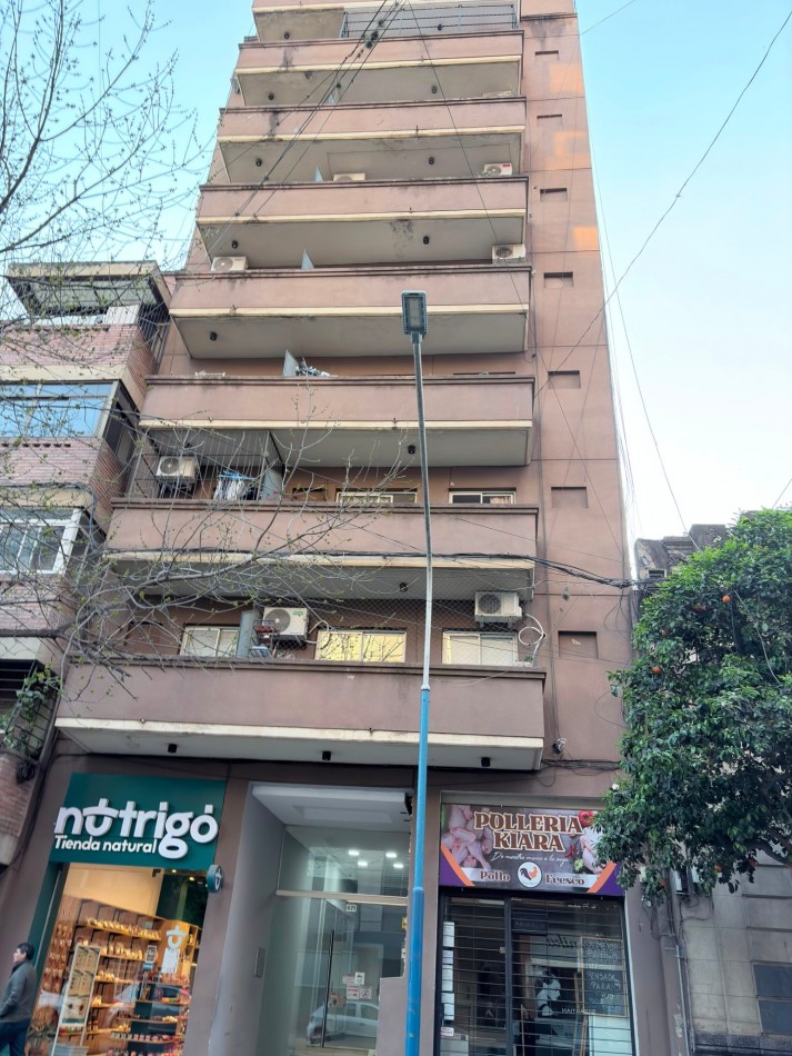 APTO CREDITO! B° SUR - BUENOS AIRES 671 - DEPTO. 2 DORMITORIOS +DOS BALCONES -FRENTE 