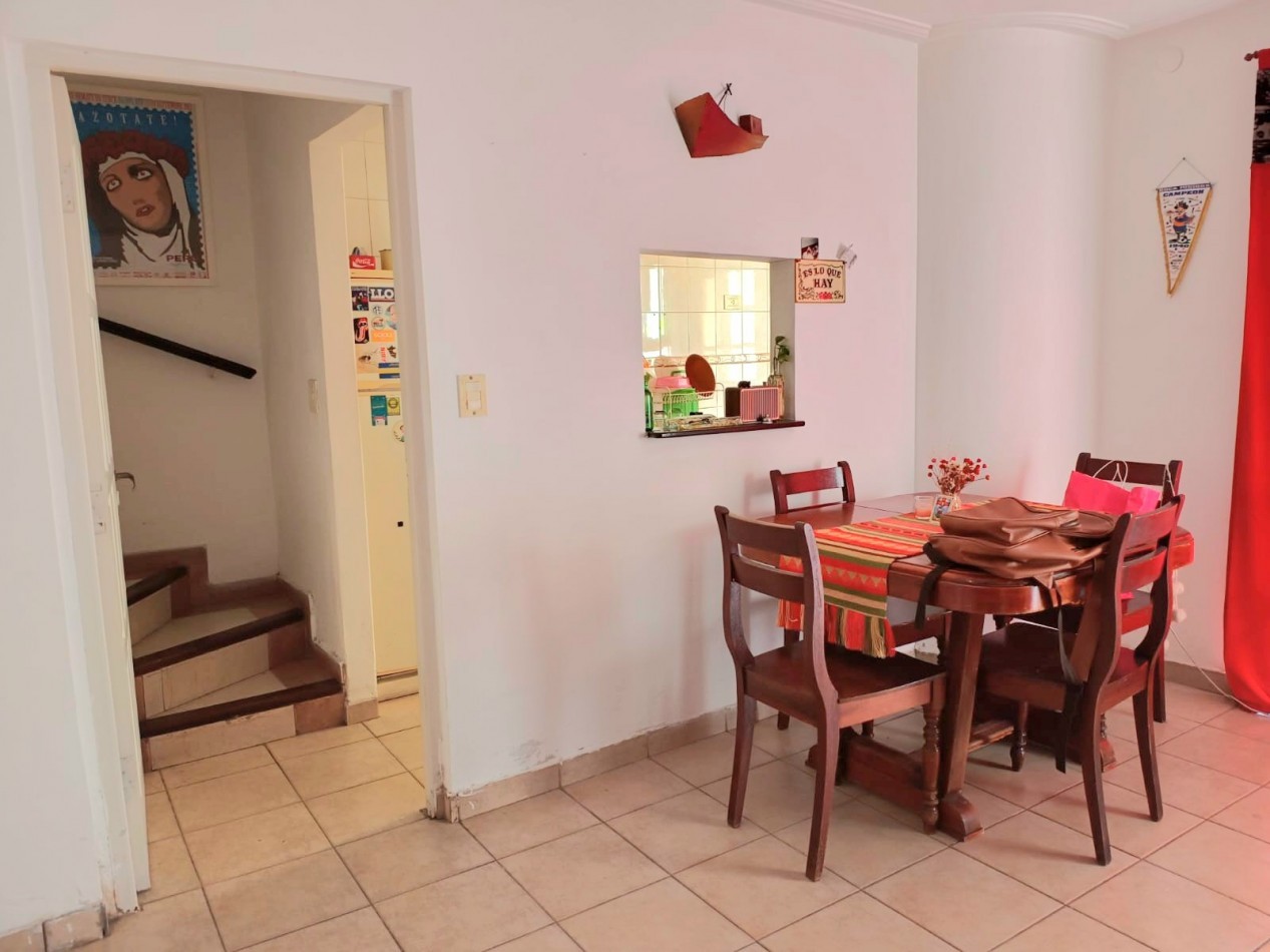 B° sur - Las Piedras al 100 - Duplex de 2D +Patio +Cochera