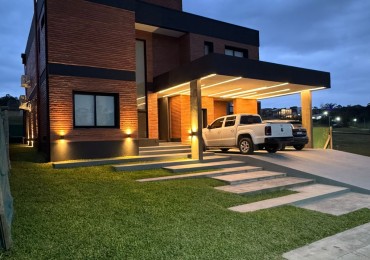 Apta Credito!! Country La Reserva 1- Casa Premium de 4D + Dependencia+ Cochera y Pileta