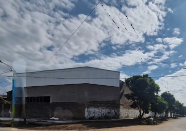 Alquiler! Galpon a estrenar de 2000 m2 + 1000 m2 Playa de Estacionamiento- Lavalle y Ernesto Padilla