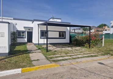 APTA CREDITO!!!B° Privado Los Nogales Plaza- Casa de 3D + Cochera + Fondo