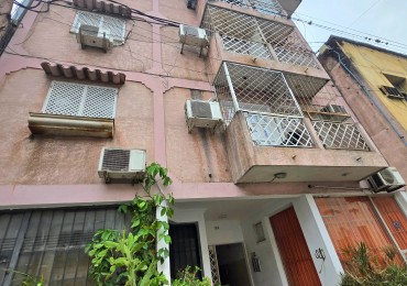 C/ San Lorenzo 180 - Monoambiente en Planta Baja con Patio