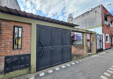 B° Ciudadela- C/ Lavalle al 2.000 - Casa 3 Dormitorios c/ Patio APTA CREDITO!!!